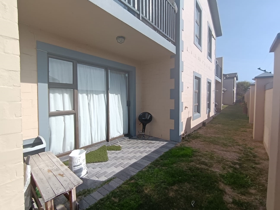 2 Bedroom Property for Sale in Parklands Western Cape